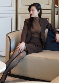 艷麗 168.47.D.31歲 #新竹 高挑纖細 性感氣質 皮膚白皙滑嫩 ...