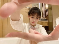 炫米 160  C 43 19歲 19歲稚嫩肉體洋溢青春活力 鄰家女孩般無...