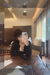 莉婭｜158.49.D.26歲 #高雄 5000 飯店老闆娘 知性中帶點騷氣 外