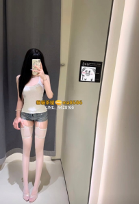 枝荔｜158/40/C/20歲 #高雄 10000 小隻骨感型，帶點幼齒感的純...