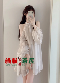 芷瑜｜164/44/C/21歲 #台中 10000  仙氣飄飄的清冷系小姊姊 舉...