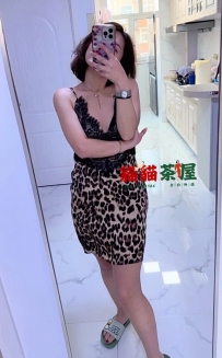 美玲 162.50.C.35歲 #台中 3000 成熟大方性感不減，豪放不羈的...