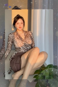 芸妍｜165.55.D+.30歲 #新竹 4500 短期兼職的服裝店老闆娘 微熟