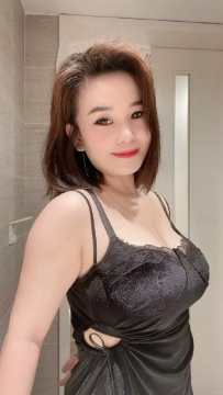 桐桐 167cm 52kg F杯 34歲 #台南 4000 三節10k 天然大奶，胸型漂亮