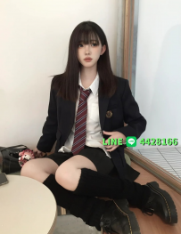 夏菲｜160/44/C/21y #台中 14000 酷辣型嫩妹，外表冷豔超有個...