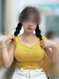 有喜歡學生妹妹的嗎？  這位和你們說，不要看她有點微肉...