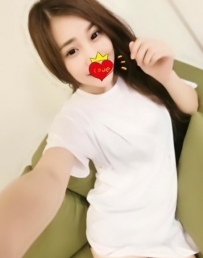 MM的名字：小夢 MM的條件：163.45.C.22y 職業：護理系正妹 特...