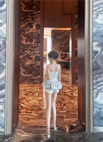 陳悠悠 167.45.C.23 白長美腿  床上功夫技巧一流     修長細直...