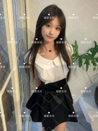 芯妮 156.45.C.22歲 #台中 8000 新人報班 那種剛來 ㄉ 新人fu 眼神
