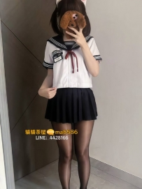 可愛學生妹 小隻又俏皮 清純帶點羞澀 骨感B奶剛剛好 很有初