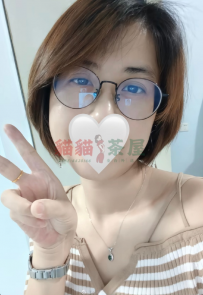 芮寶｜157/48/C/35歲 #彰化 4000 溫柔耐心型輕熟女，懂得拿捏...