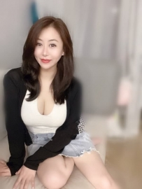 性感人妻        雪芙  162cm 30歲 D  笑容甜美誘人 身材比例......