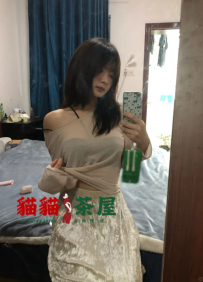 莓莓 158.45.C.19歲 #高雄 7000 嬌小初戀系 清純軟萌剛成年的...