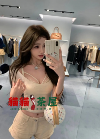 嫣嫣｜158/45/C/22歲 #台中 8000  小隻騷妹 身材緊緻超好...