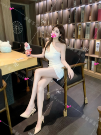 米露 172-50-D-26歲 #雙北  25000（1節/1s） 外表優雅知性、氣...