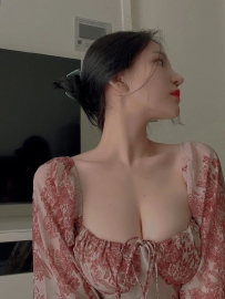 佳佳 164.50.E.26 爆乳正妹 本人有點小肉 胸部真材實料 服務...