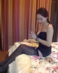 柔伊 163.47.D.32歲 風騷輕熟女床上功夫很好 能讓男人爽上天...