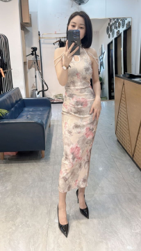 安娜 167.49.C.30歲 #高雄 4000 輕熟御姊氣質滿滿 高挑骨感身...