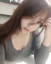 琳琳 163 46 D 24歲 氣質正妹 OL   水超級多 幹起來超滋潤  而...