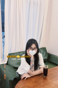 芮妍｜156/48/C/20歲 #高雄 6000  小隻可愛型 身材嬌小好抱 臉...