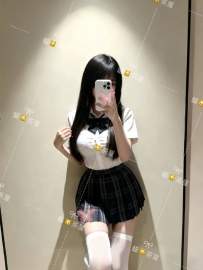 依晴｜162／45／C／19歲 #台中 12000 青春學生妹，笑起來甜美