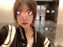 子欣164cm  C+奶  21歲   47kg 會打扮 超有女友FU  白嫩的肌膚  ...