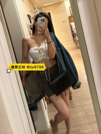 琳娜 170/45/C/25歲 #雙北 25k/1h 50k/2h 服裝設計師 因寂寞出來...