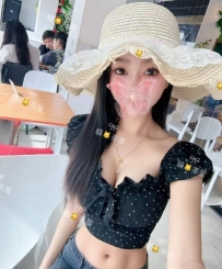 璃安｜162/45/D/22歲 #台中 14000 骨感大奶妹 顏值高到亮眼 喜歡