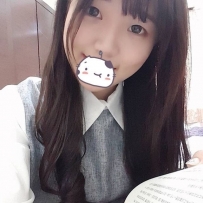 特價8000 小希 159cm/45kg/21y/C奶/ 注意事項：小隻馬、無套吹...