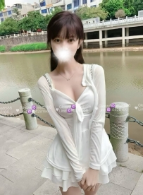 恩恩 162/48/D/24歲 #雙北 8000 甜妹臉配D奶 身材纖細 腰細腿也漂