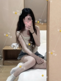 晴晴 158 44 C 20歲 #台中 8000 外型清新 甜甜笑容很有學生感 身