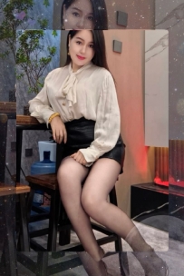 彤彤 162.52.C.35歲 #彰化 4000 音樂老師兼職下海 平時溫柔氣質