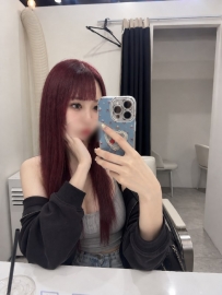 奶昔 160/45/D/22歲 #台中 12000 白皮小隻甜妹 D奶配細腰 臉蛋可