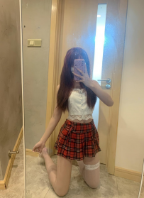 霏霏 162.44.B.19歲 #雙北 12000 三節3w #第一次兼職 #純純的學...