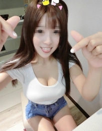 皮皮 158/D+/20歲 童顏巨乳小隻馬 皮膚白 泡澡 .口交.kiss  聲...