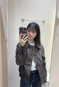 小羽 158.40.C.20歲 #雙北 9000 三節24k 甜品店打工的小妹，平...