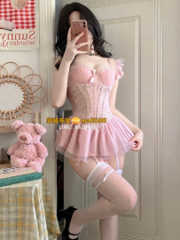 蜜桃｜164/46/C/23歲 #雙北 8000 粉嫩膚色，自帶清新可愛感 水...