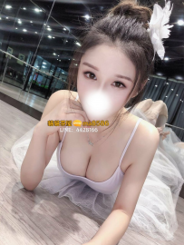 「校花氣場滿滿」 臉蛋仙女級 清純卻有點小壞壞 互動超...