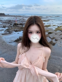 念念 162/45/C/22歲 #台中 12000 20k兩節 超白嫩肌 乳頭粉嫩到爆