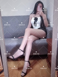 韋琳 168 45 C 26歲 #台中 6000 禮儀小姐 大長腿超吸睛 氣質專業