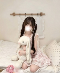 蓉蓉 158.C.45.19歲 #雙北 15000 鵝蛋臉杏眼,古典美人氣質 床上一