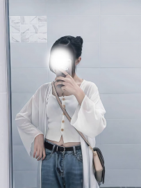 新人學生妹登場‼️  清純校園感甜美正妹  臉蛋可愛 青澀...